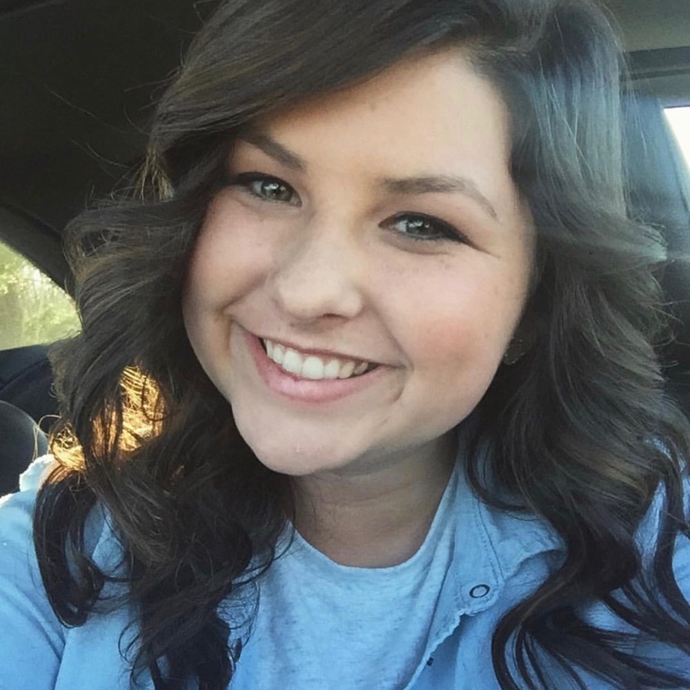 Meet your Posher, Alexandrea